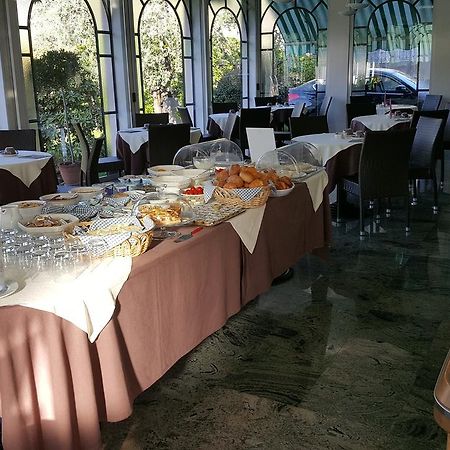 Hotel La Villa Gravedona Eksteriør billede
