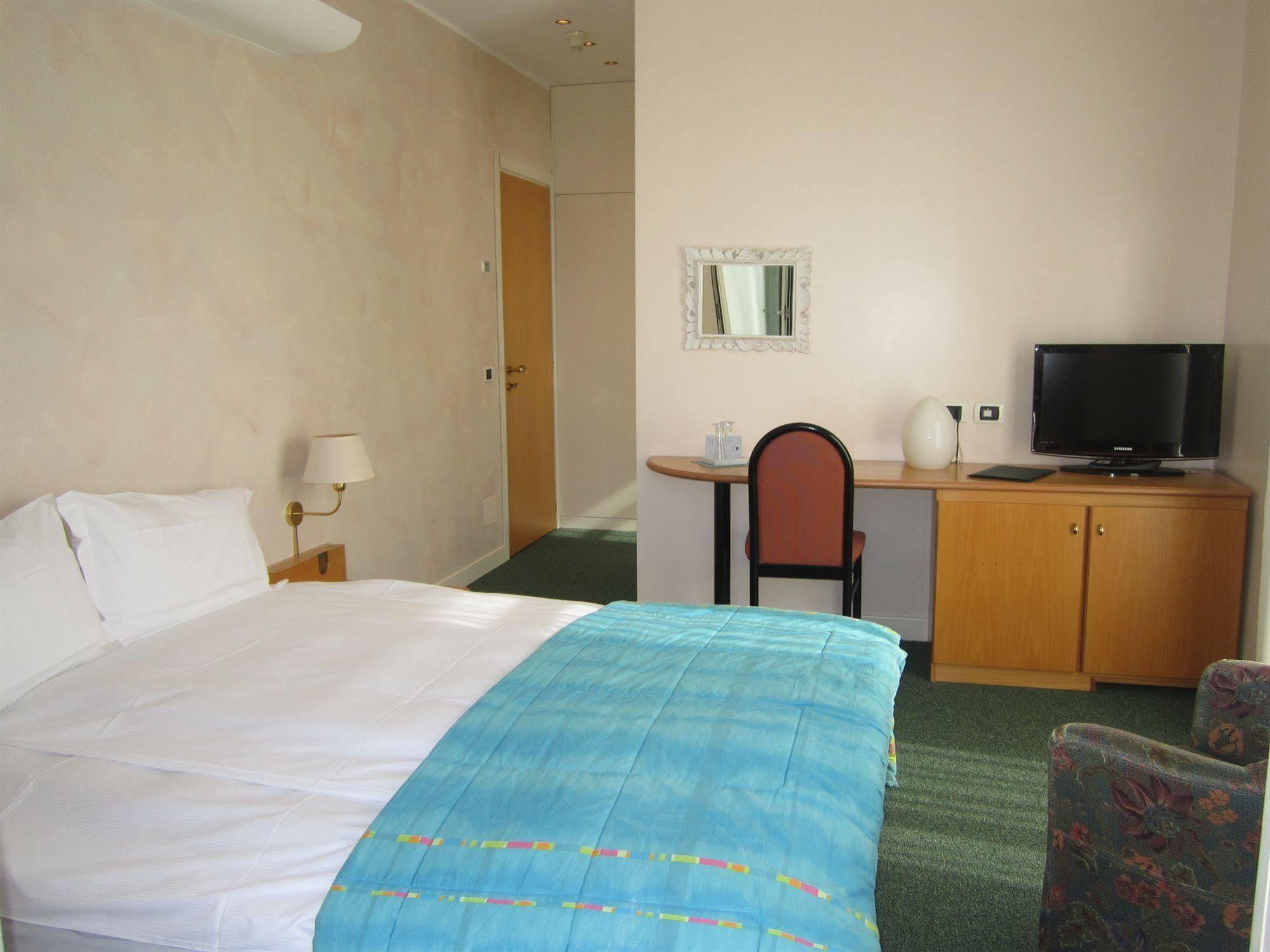 Hotel La Villa Gravedona Eksteriør billede