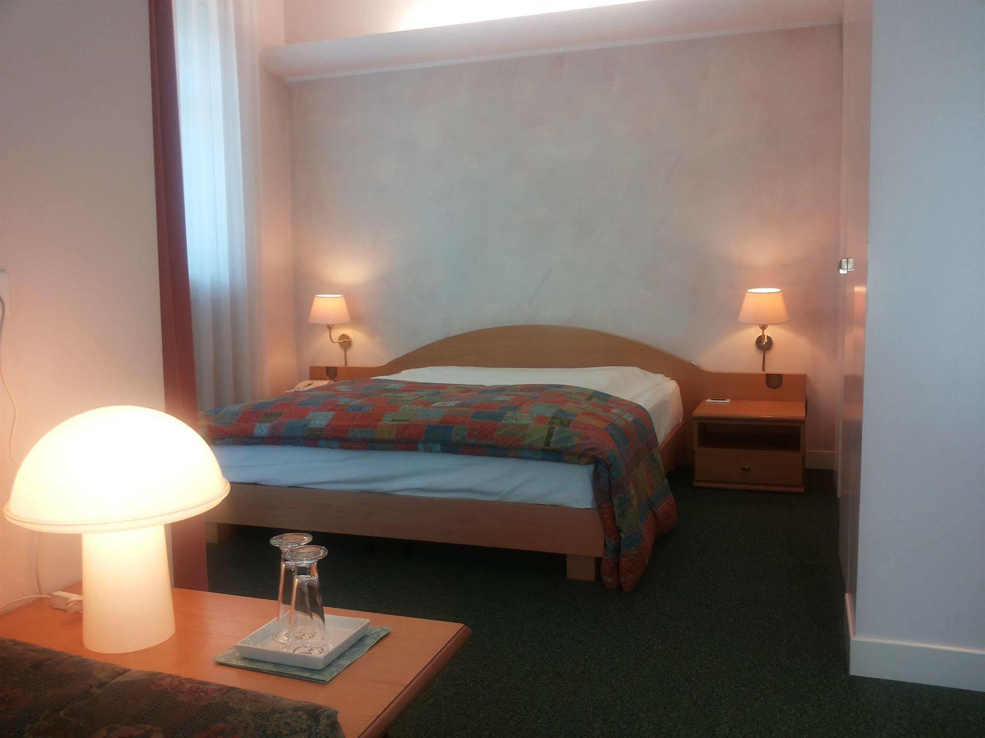 Hotel La Villa Gravedona Eksteriør billede